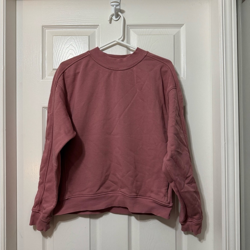 Lululemon chill on pullover size 6 vvvguc